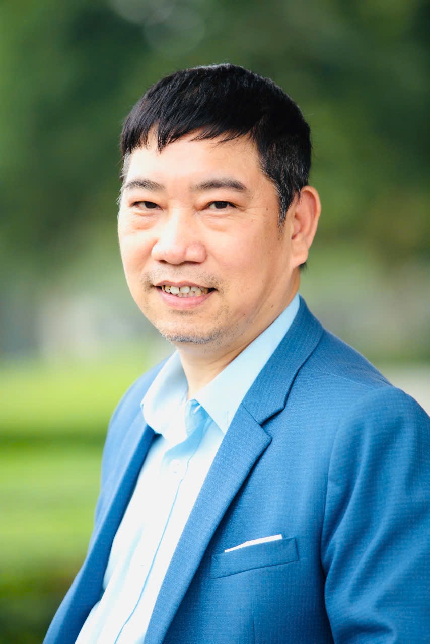 Soạn giả Mai Văn Lạng